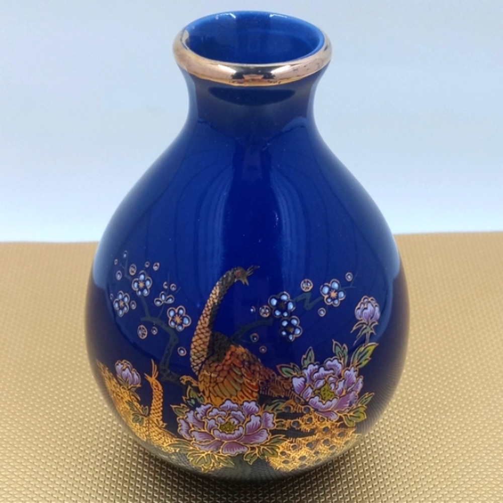 Small Japanese Style Vase, Cobalt Blue, Gold Rim with Peacock Design - Picture 1 of 11